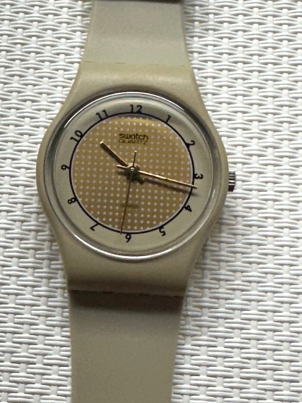 Swatch Watch Golden Tan LT101 Vintage 1985